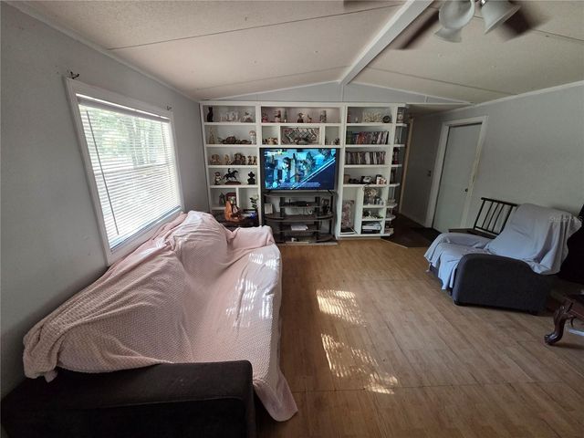 118 LEMON STREET, Melrose, FL 32666