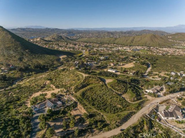 32465 Crooked Arrow, Wildomar, CA 92595