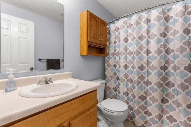 52960 County Road 380, Grand Junction, MI 49056