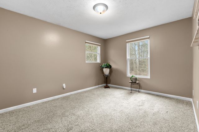 52960 County Road 380, Grand Junction, MI 49056