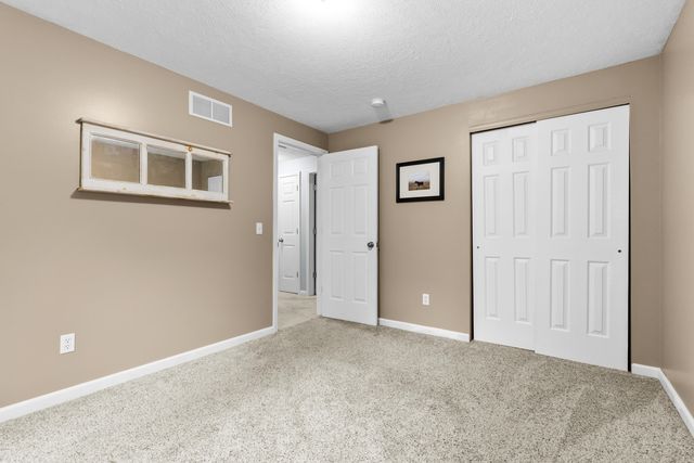 52960 County Road 380, Grand Junction, MI 49056