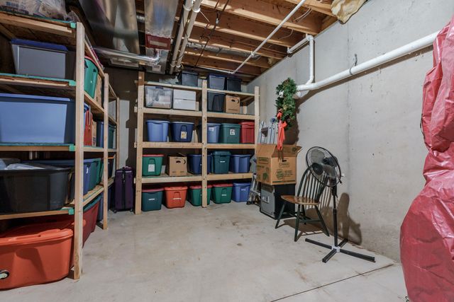 52960 County Road 380, Grand Junction, MI 49056