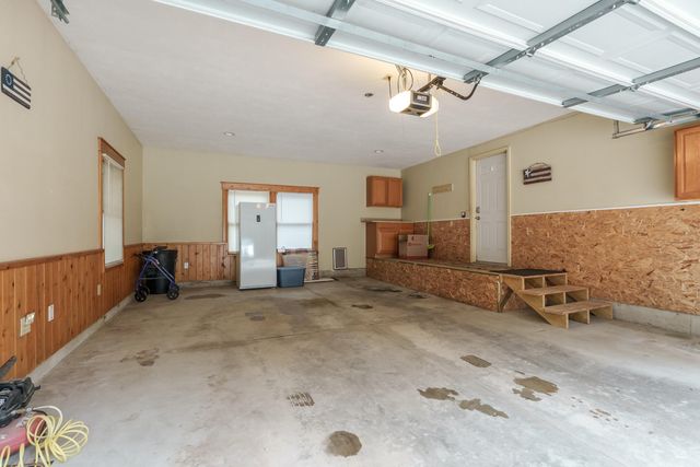 52960 County Road 380, Grand Junction, MI 49056