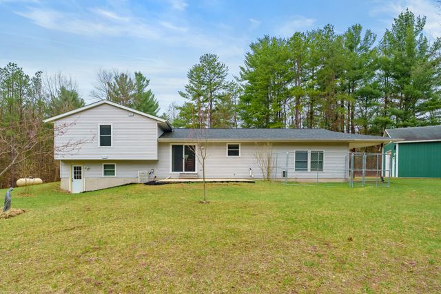 52960 County Road 380, Grand Junction, MI 49056