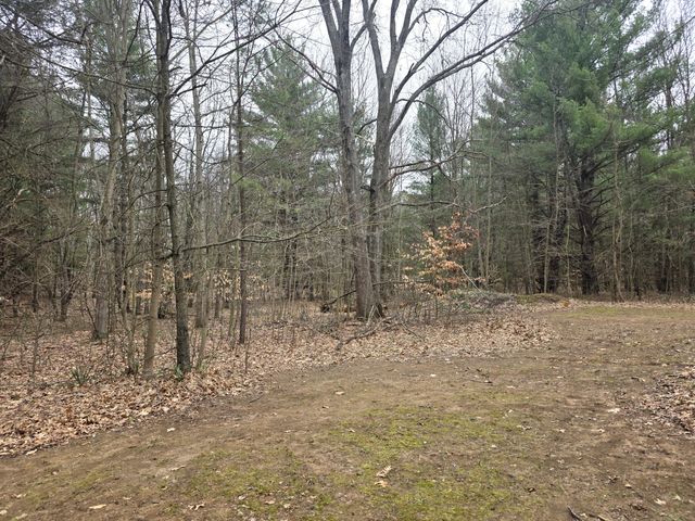 52960 County Road 380, Grand Junction, MI 49056