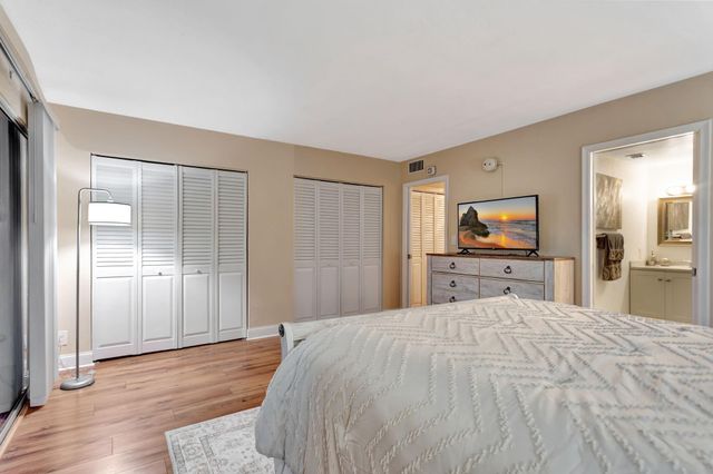 2401 Antigua Circle F1, Coconut Creek, FL 33066