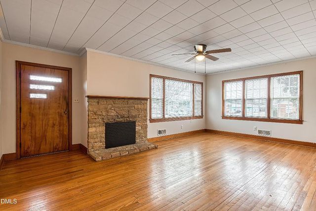 629 E Main Street, Clayton, NC 27520