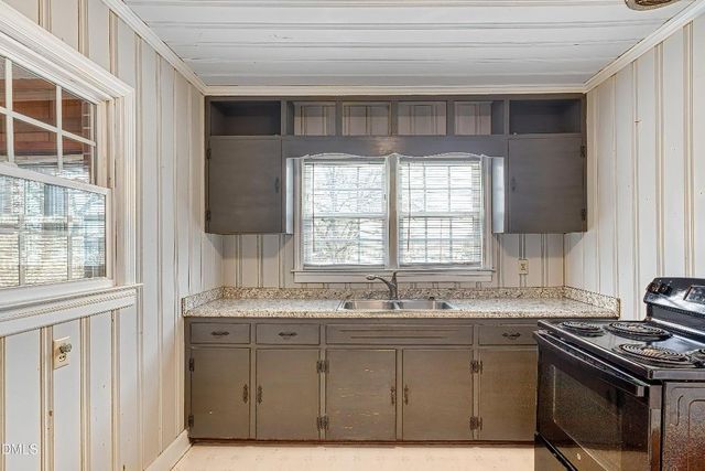 629 E Main Street, Clayton, NC 27520