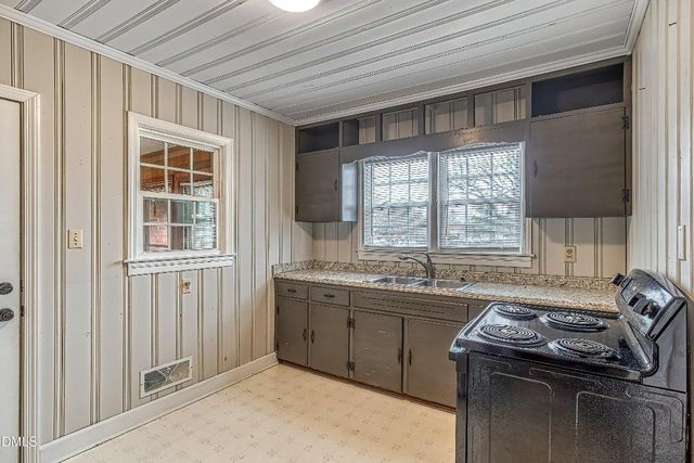 629 E Main Street, Clayton, NC 27520