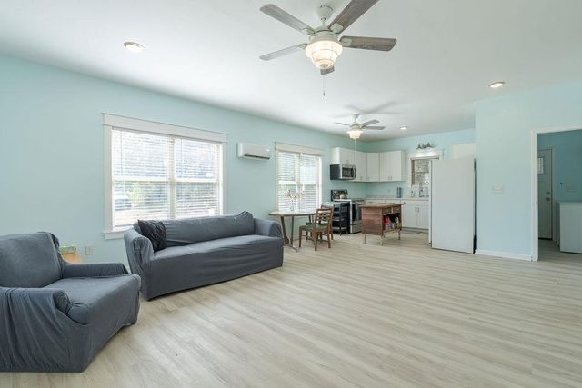 21427 S Rock Creek Road, Tecumseh, OK 74873
