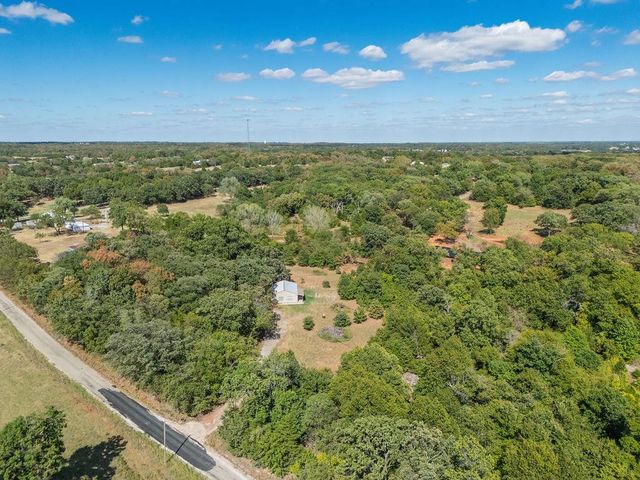 21427 S Rock Creek Road, Tecumseh, OK 74873