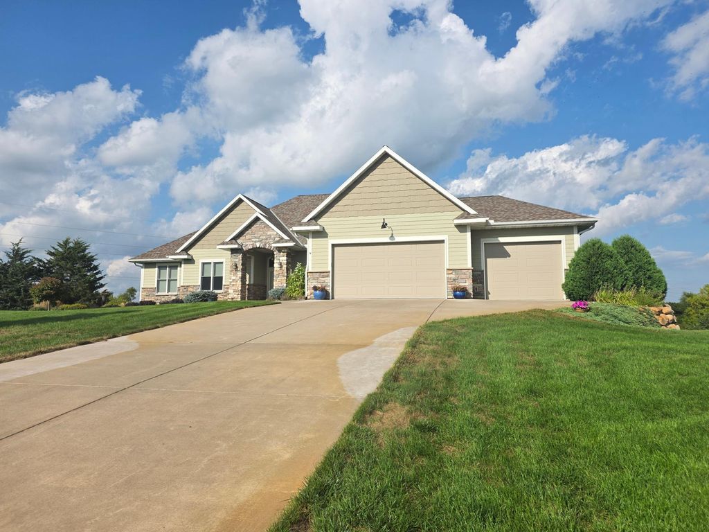 15261 Alpine Court NW, Ramsey, MN 55303 — photo 2