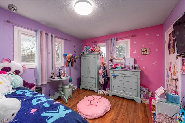 25787 W Ranchview Avenue, North Olmsted, OH 44070