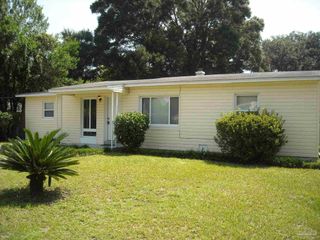 404 Clairmont Dr, Pensacola, FL 32506