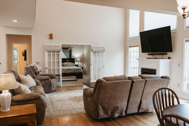 422 Sunset Drive, Morehead, KY 40351