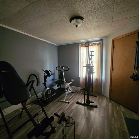 1406 S 12TH Street, Mt Vernon, IL 62864