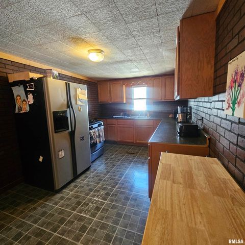 1406 S 12TH Street, Mt Vernon, IL 62864