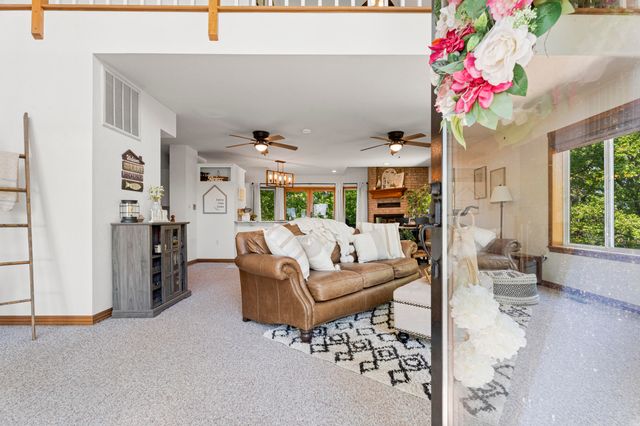 24761 S 639 Place, Grove, OK 74344