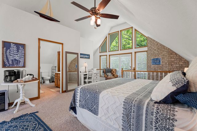 24761 S 639 Place, Grove, OK 74344