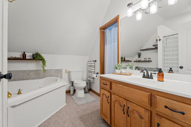 24761 S 639 Place, Grove, OK 74344