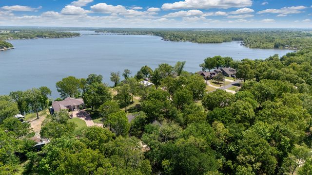 24761 S 639 Place, Grove, OK 74344
