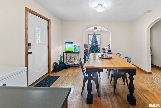 7302 HOFFMAN Road, Centralia, IL 62801