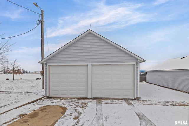 7302 HOFFMAN Road, Centralia, IL 62801