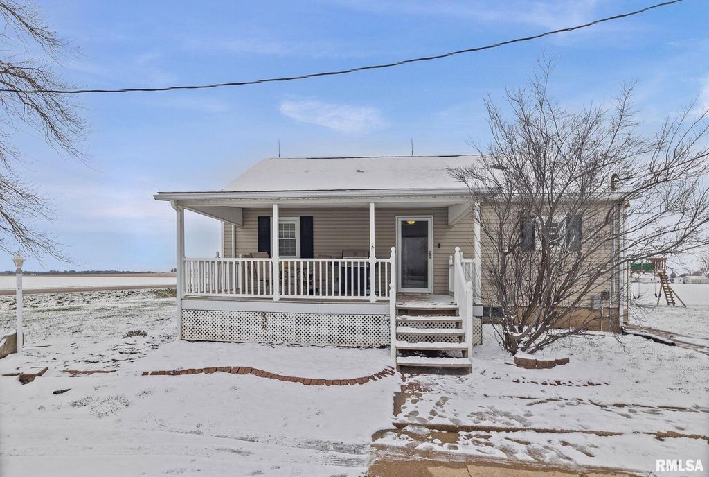 7302 HOFFMAN Road, Centralia, IL 62801