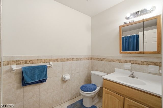 452 Broadway, Elizabeth City, NJ 07206