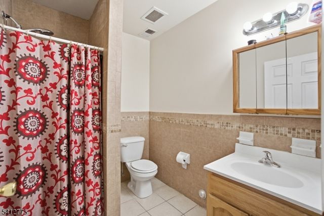 452 Broadway, Elizabeth City, NJ 07206