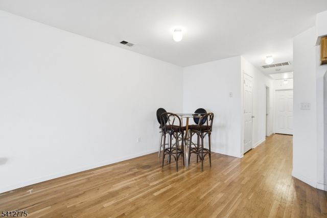 452 Broadway, Elizabeth City, NJ 07206