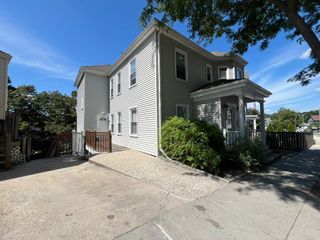 123 Cummins Highway 1, Boston, MA 02131