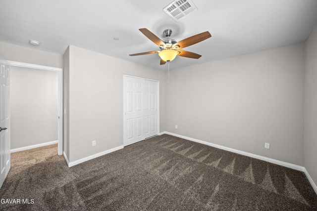 2009 E Jenner Street, Lancaster, CA 93535