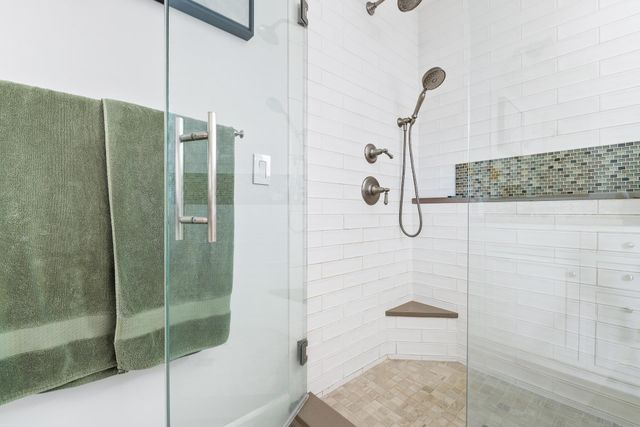 155 Top Of The World Road, Grantham, NH 03753