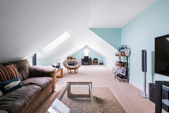 155 Top Of The World Road, Grantham, NH 03753