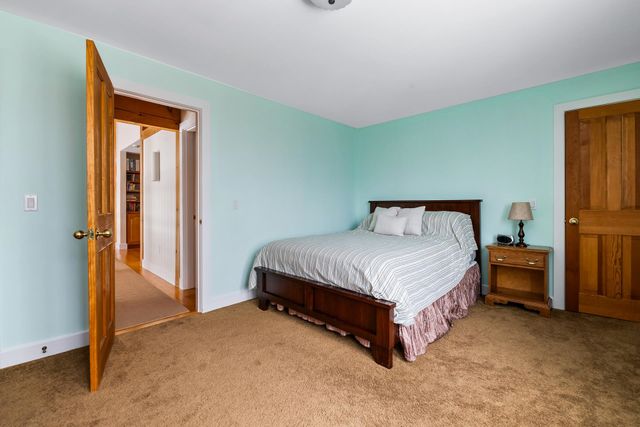 155 Top Of The World Road, Grantham, NH 03753