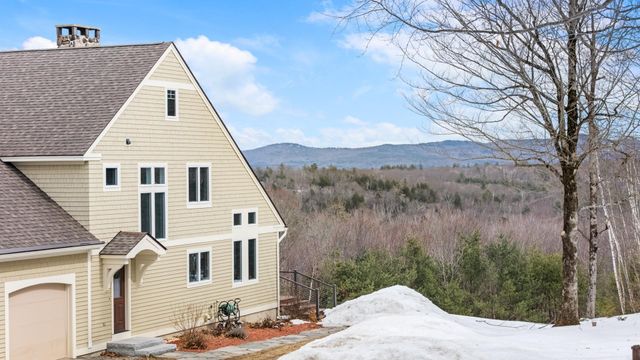155 Top Of The World Road, Grantham, NH 03753