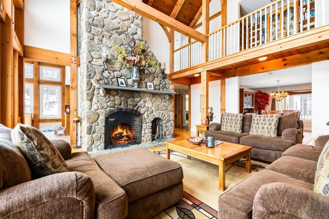 155 Top Of The World Road, Grantham, NH 03753