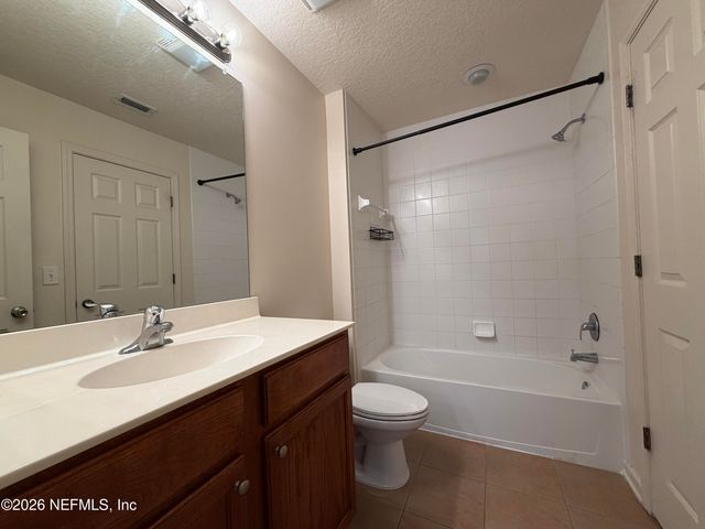 8550 ARGYLE BUSINESS Loop 301, Jacksonville, FL 32244