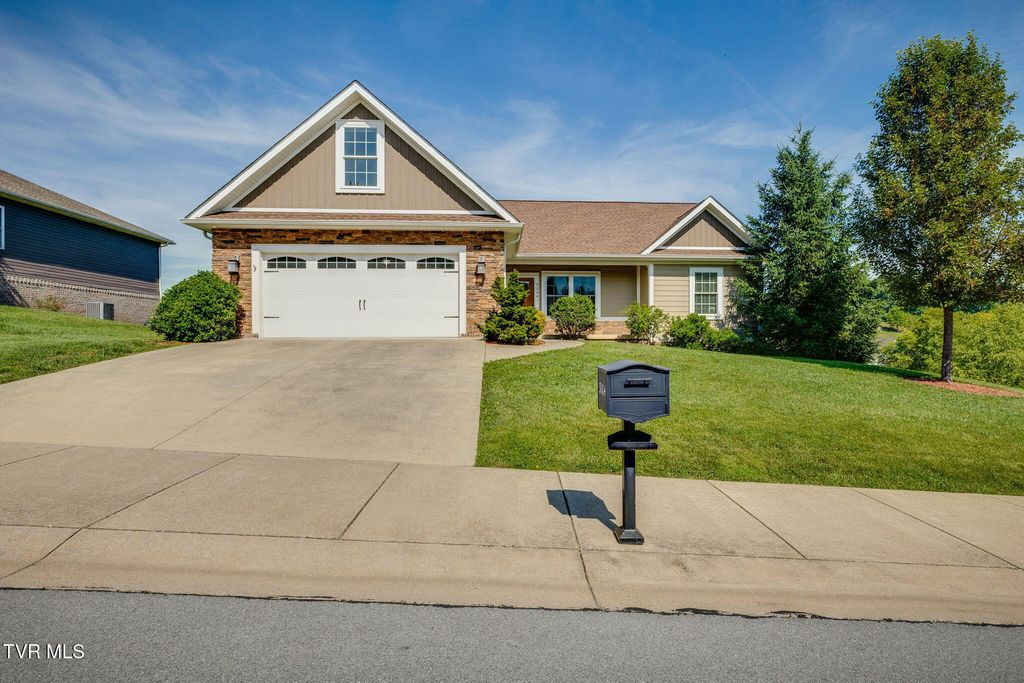 3004 Calton Hill, Kingsport, TN 37664