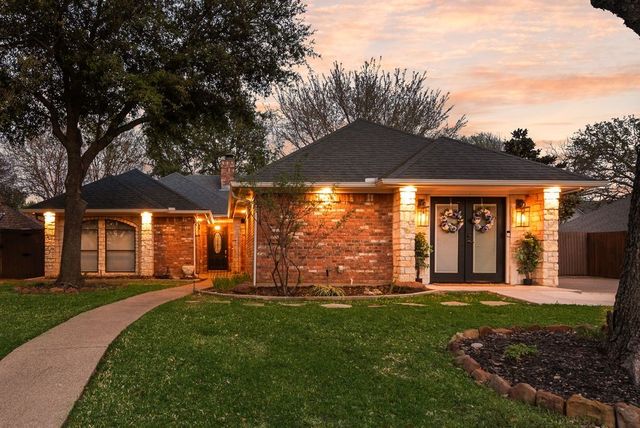 1032 Pebble Beach Drive, Mansfield, TX 76063