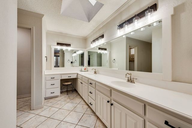 1032 Pebble Beach Drive, Mansfield, TX 76063