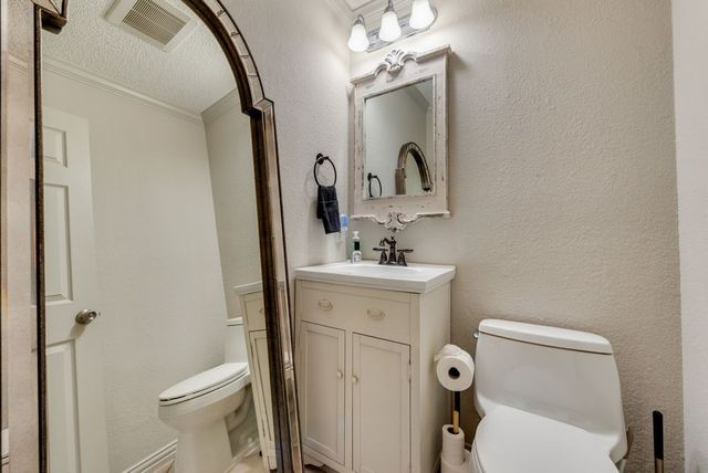 1032 Pebble Beach Drive, Mansfield, TX 76063