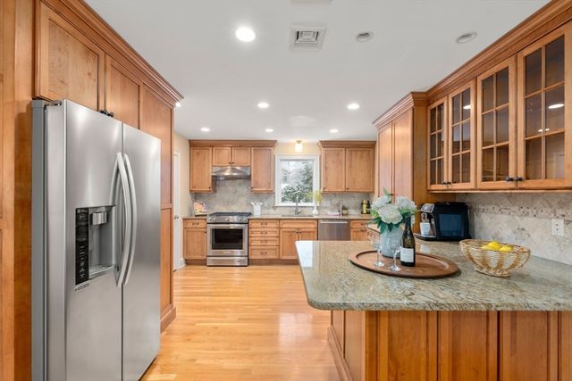 58 Morton St, Needham, MA 02494