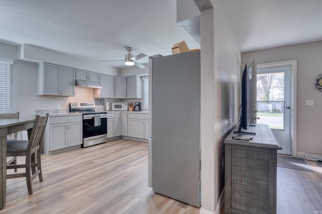 1129 E WATER Street, Mount Vernon, IN 47620