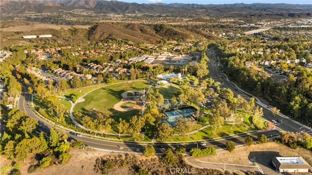 5 Via Taliana, Rancho Santa Margarita, CA 92688