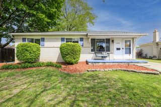 2458 Milverton Road, City Of Troy, MI 48083