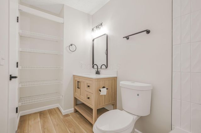 989 Lavender Lane, Columbus, OH 43207