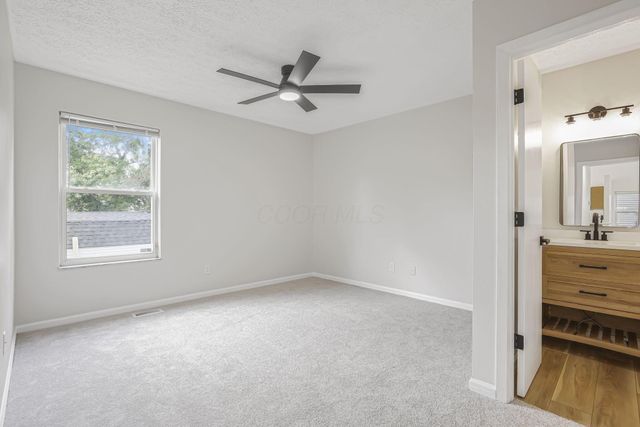 989 Lavender Lane, Columbus, OH 43207