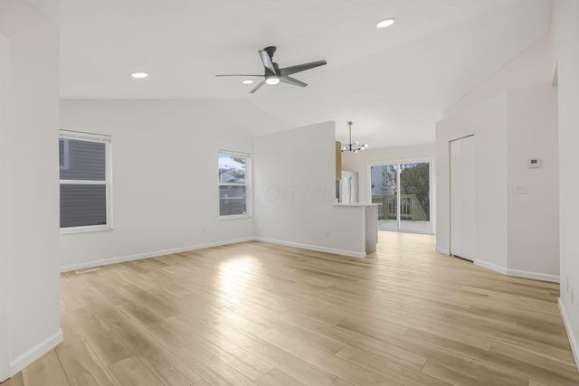 989 Lavender Lane, Columbus, OH 43207